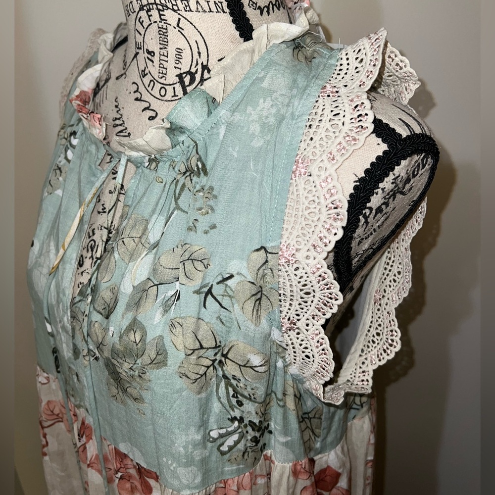 DAVI & DANI Patchwork Petal Floral Tiered Dress/Boho/Cottagecore/NWT Size Small - Picture 4 of 15